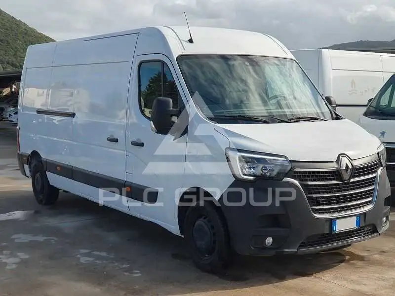 2020 Renault Master