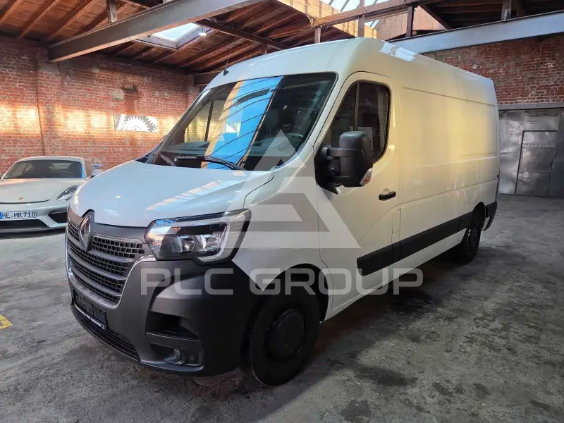 2020 Renault Master