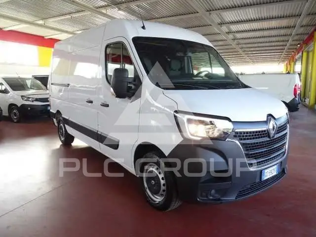 2020 Renault Master