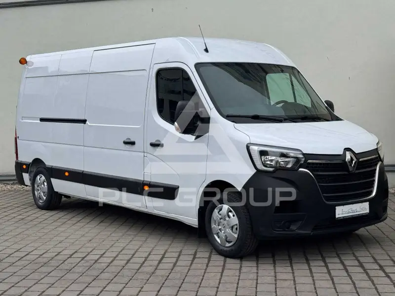 2020 Renault Master