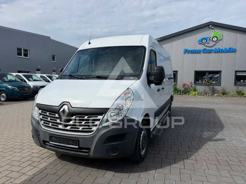 2020 Renault Master