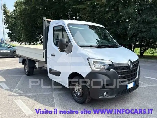 2020 Renault Master