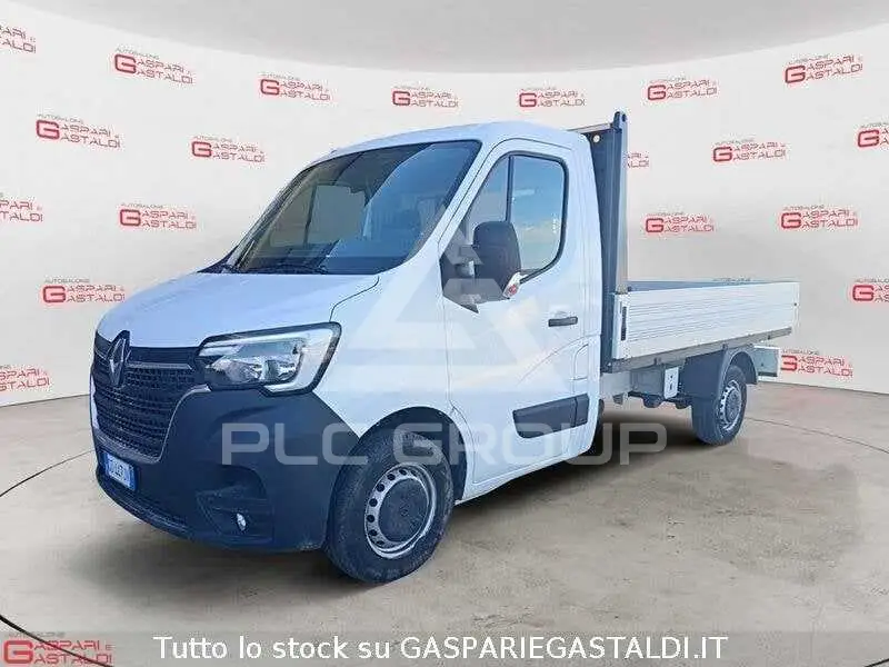 2020 Renault Master
