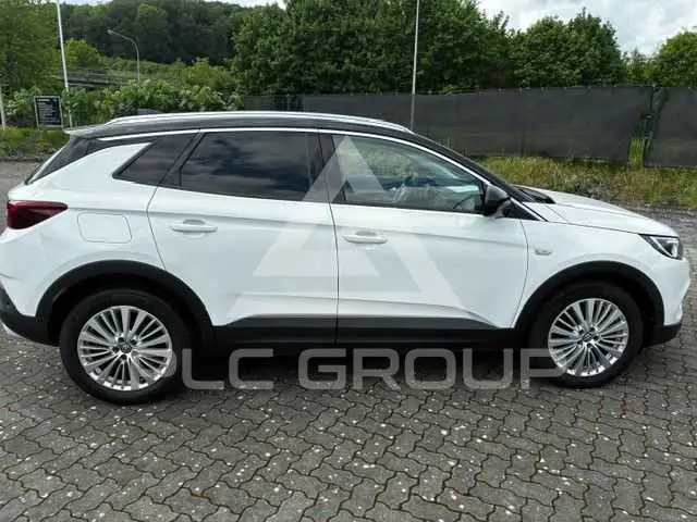 2020 Opel GrandlandX