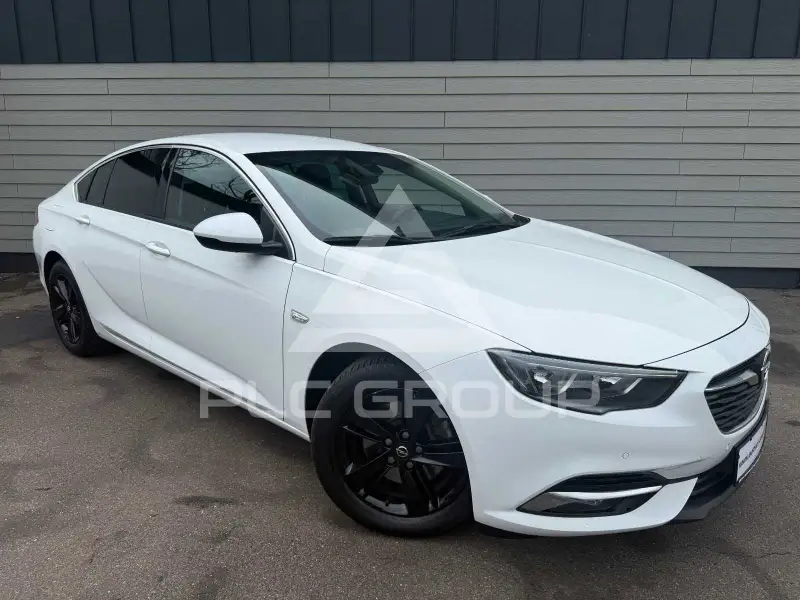 2020 Opel Insignia