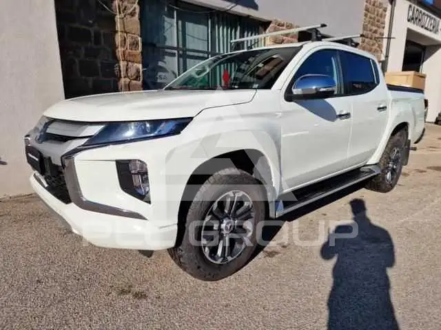 2021 Mitsubishi L200