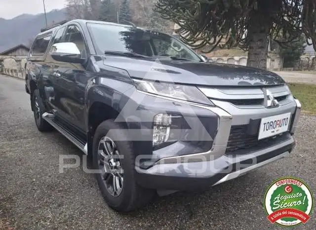 2021 Mitsubishi L200