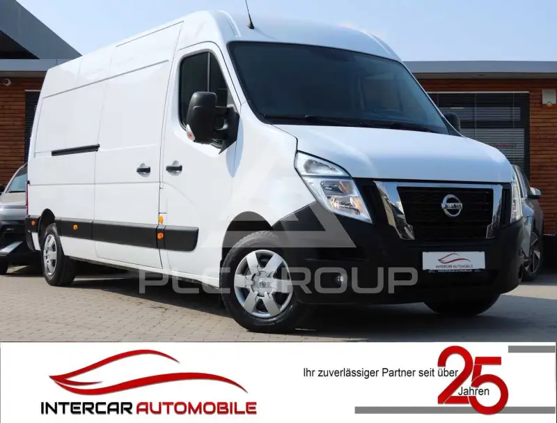 2021 Nissan NV 400
