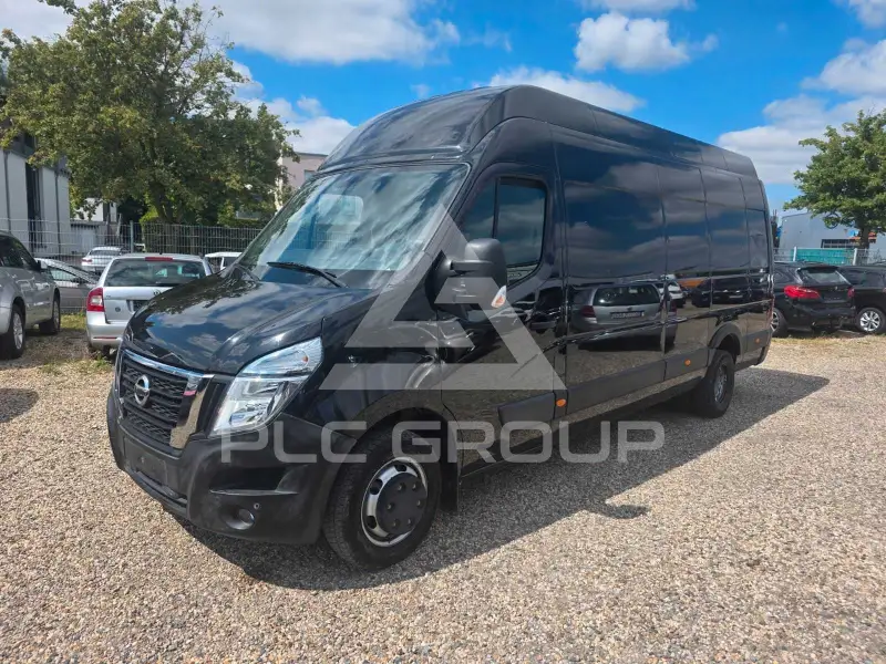 2021 Nissan NV 400