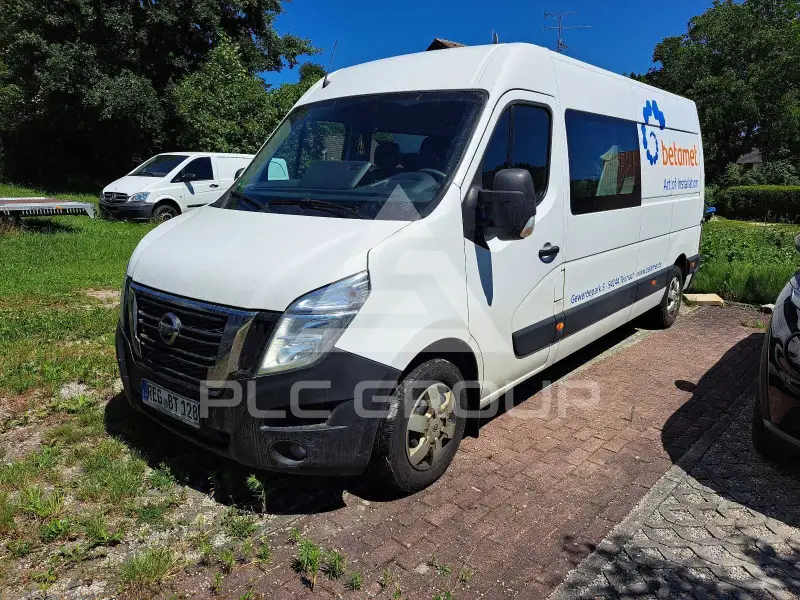 2021 Nissan NV 400