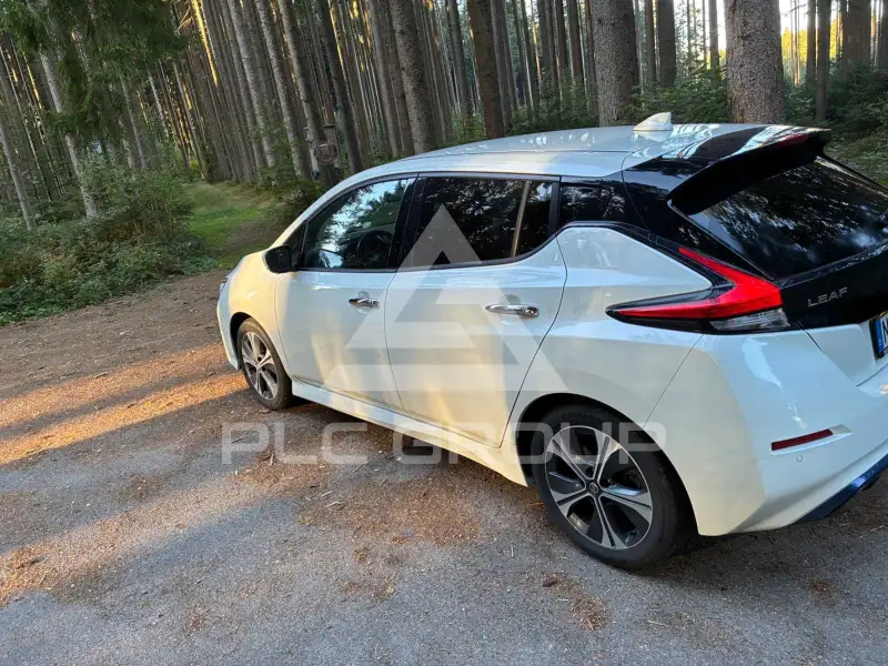 2021 Nissan LEAF