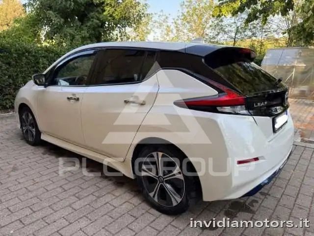 2021 Nissan LEAF