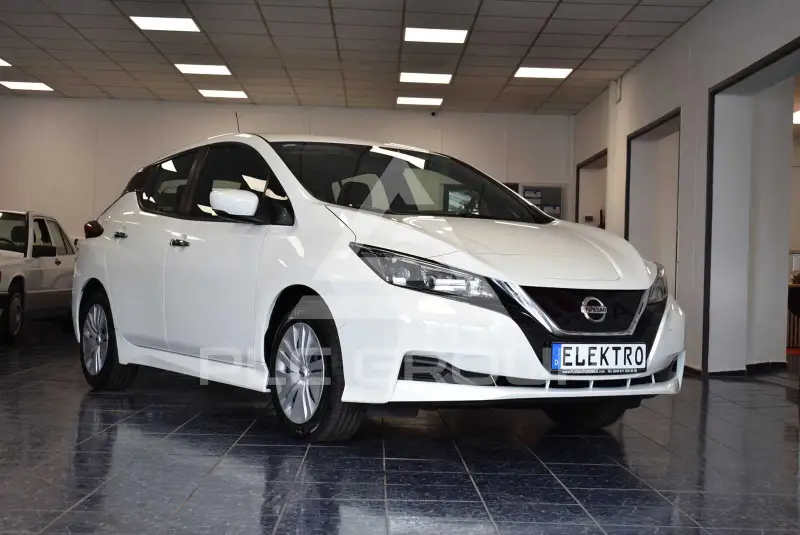 2021 Nissan LEAF