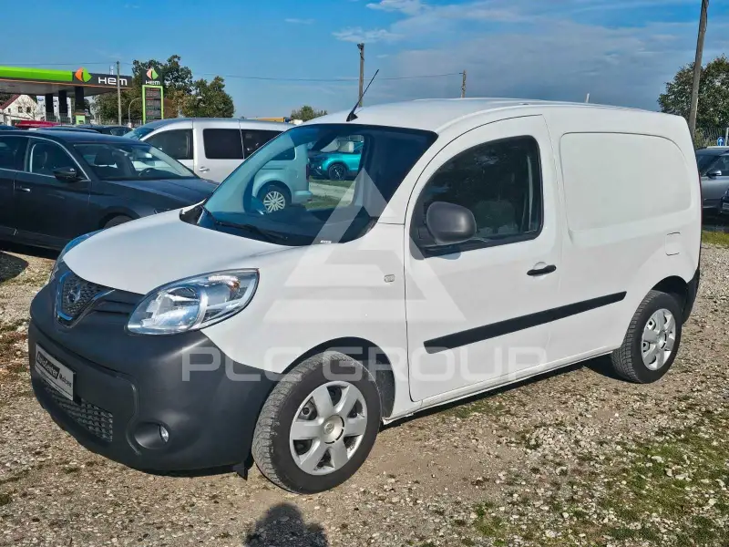 2021 Nissan NV 250