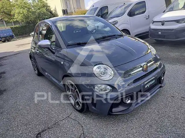 2021 Abarth 595