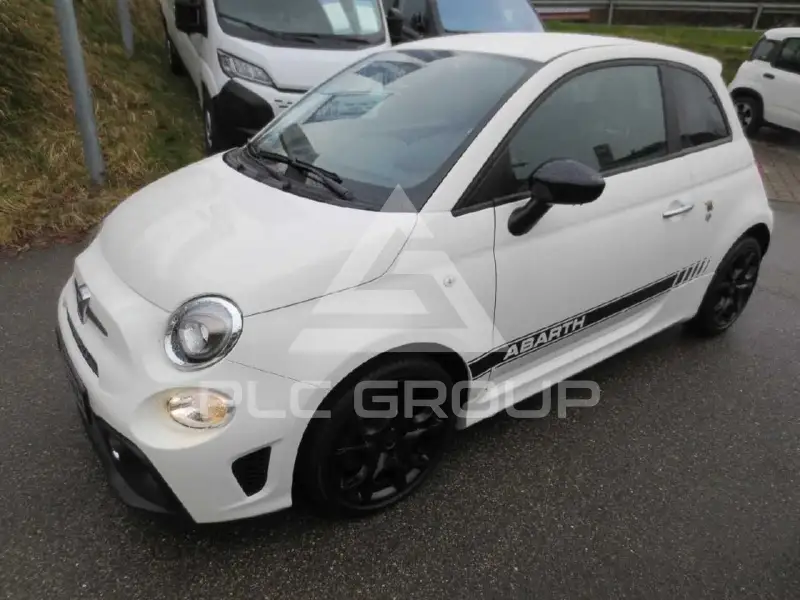 2021 Abarth 595