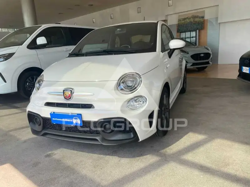 2021 Abarth 595