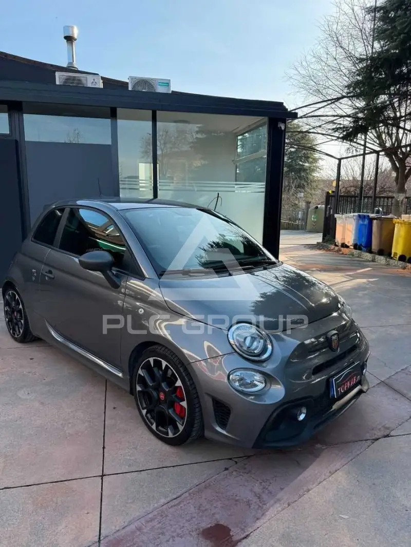 2021 Abarth 595