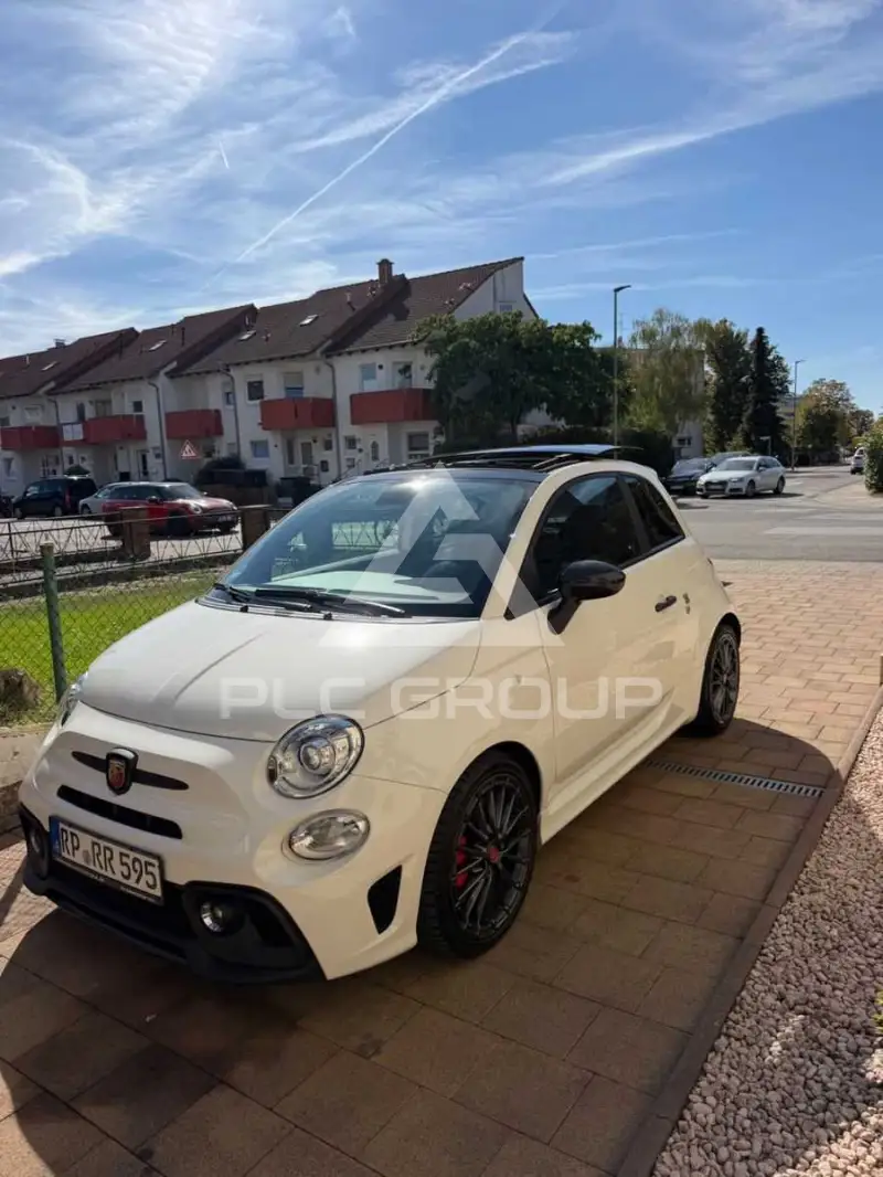2021 Abarth 595