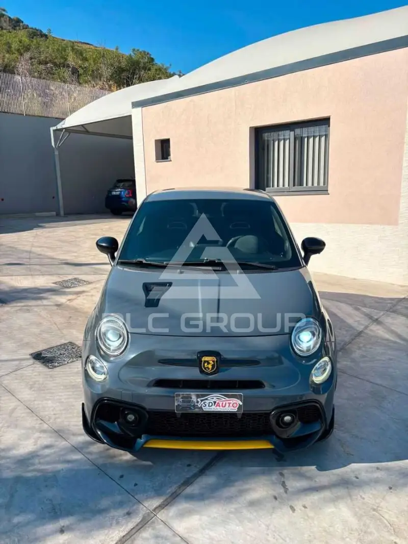 2021 Abarth 595