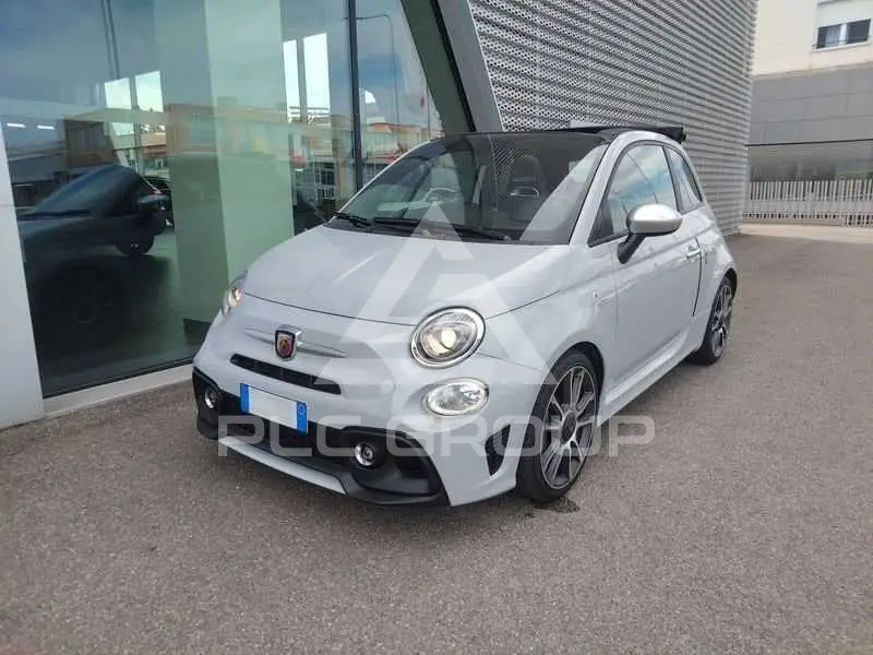 2021 Abarth 595