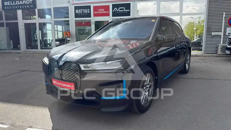 2021 BMW iX