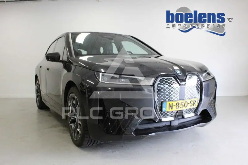 2021 BMW iX