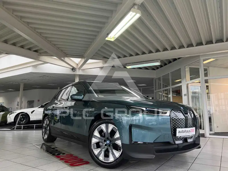 2021 BMW iX