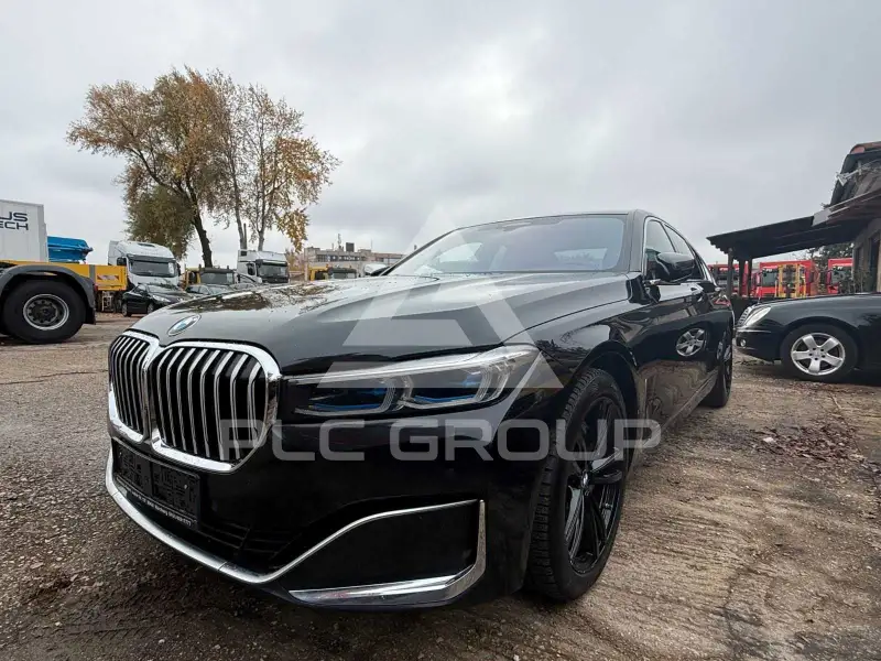 2021 BMW 740
