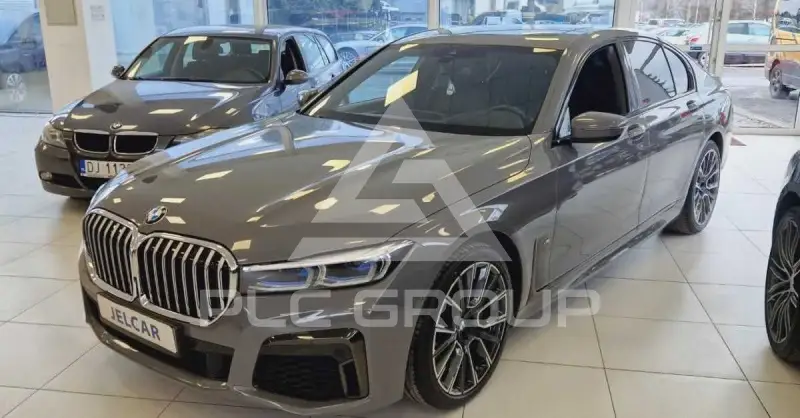 2021 BMW 740