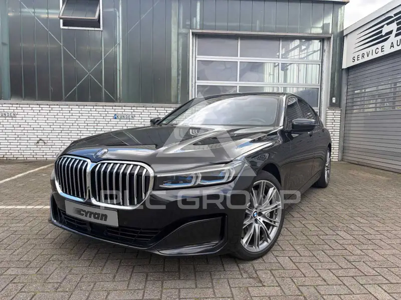2021 BMW 750