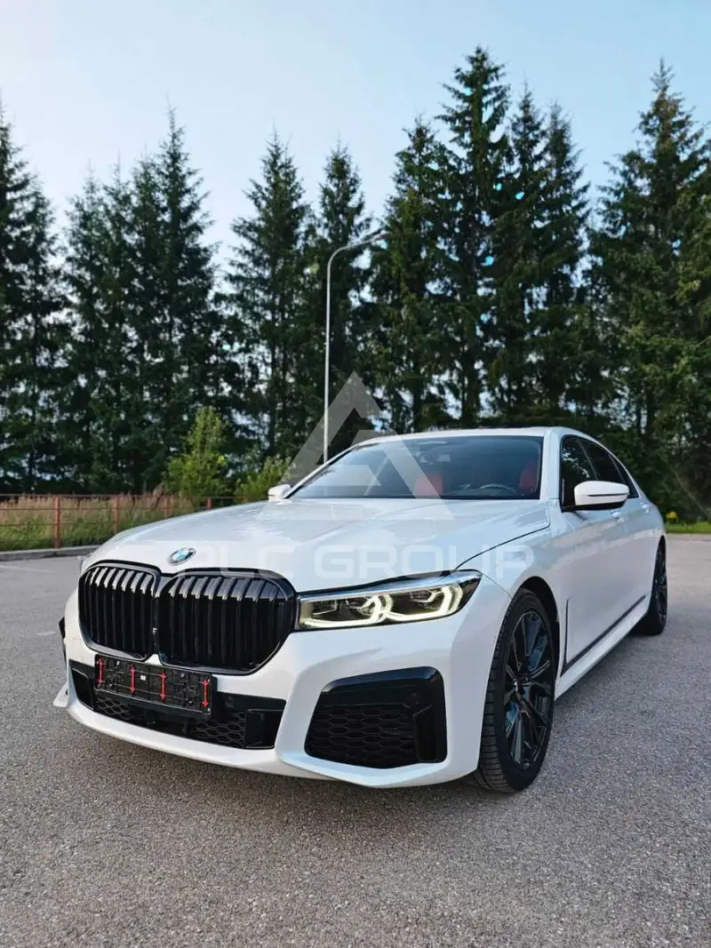 2021 BMW 750