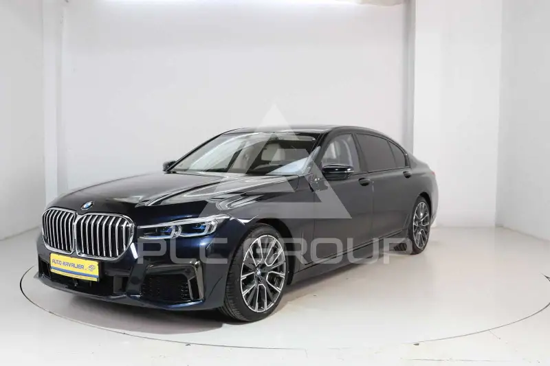 2021 BMW 750