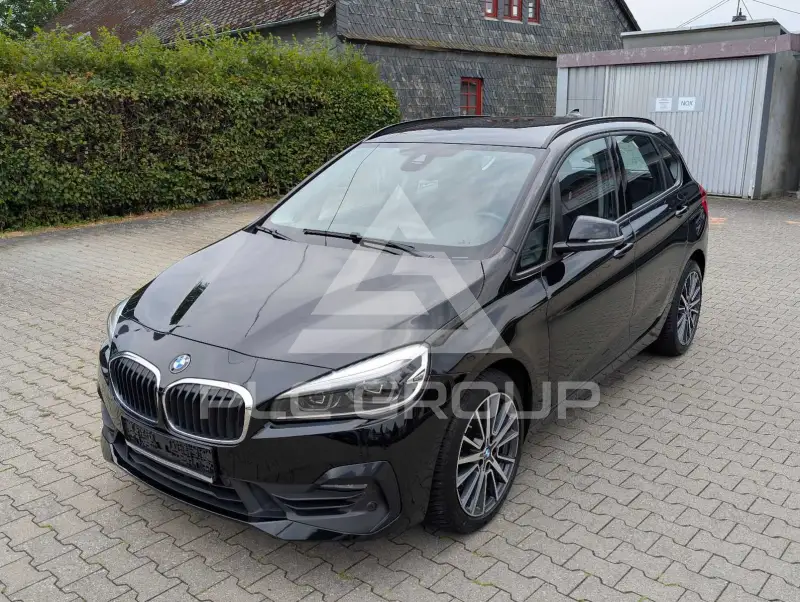 2021 BMW 220