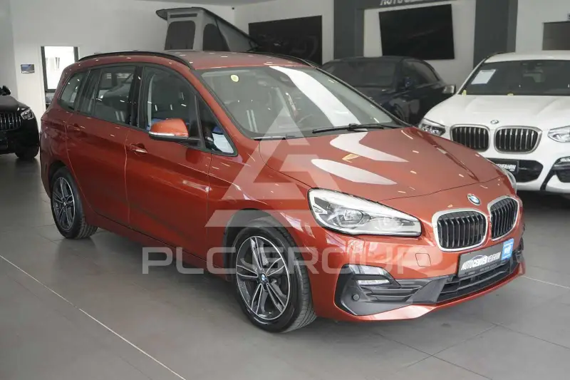 2021 BMW 216