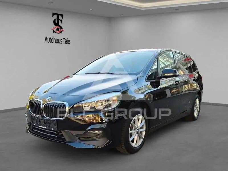 2021 BMW 216