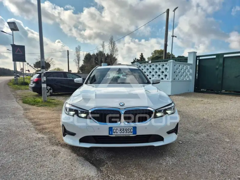 2021 BMW 316
