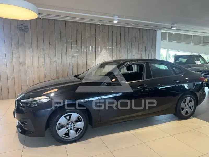 2021 BMW 218