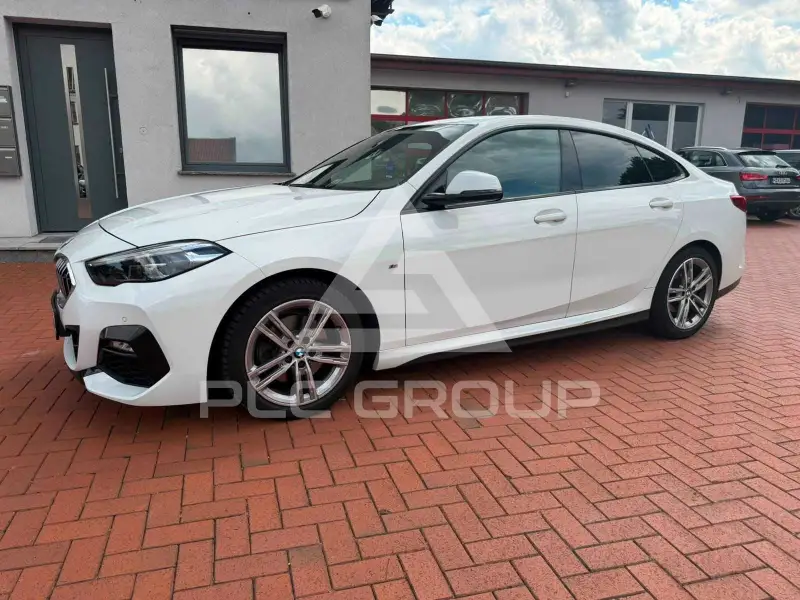 2021 BMW 218