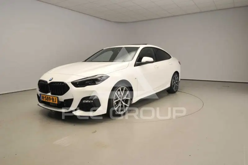 2021 BMW 218