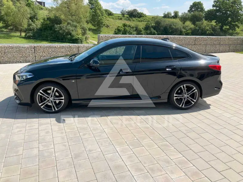 2021 BMW 218