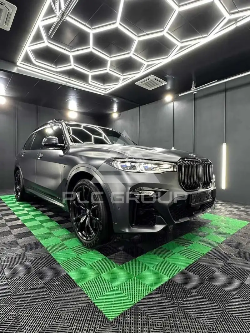 2021 BMW X7