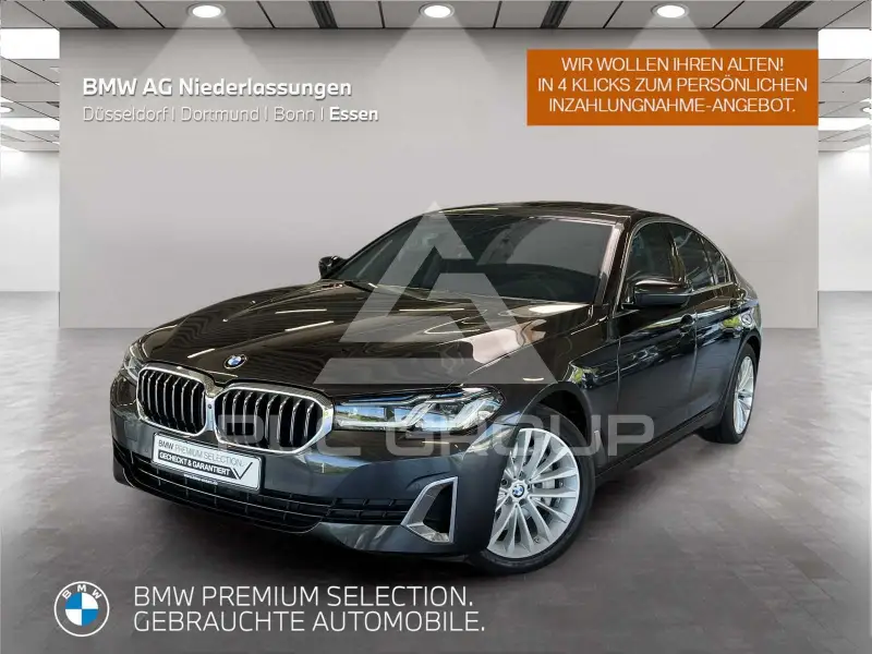 2021 BMW 530