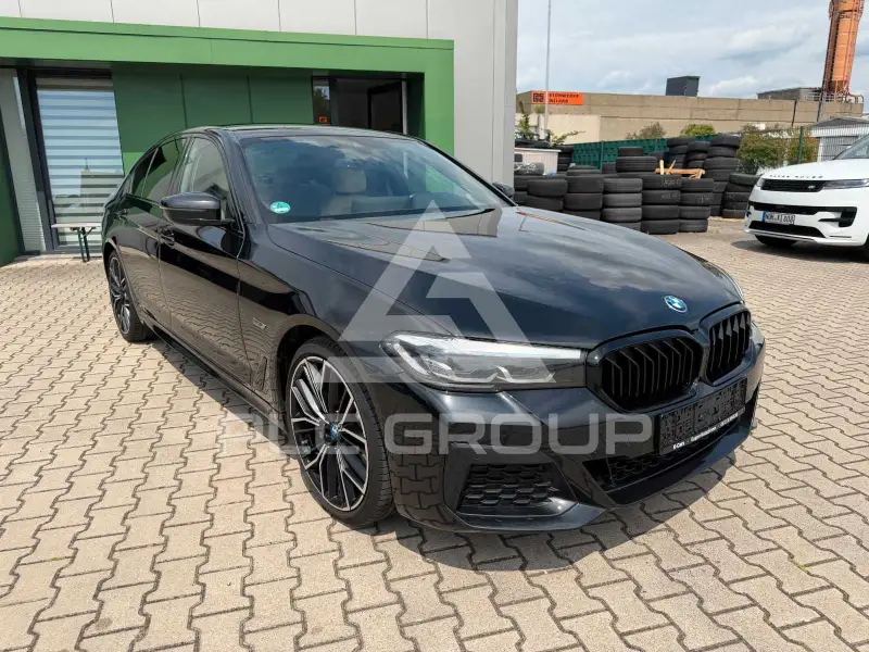 2021 BMW 530
