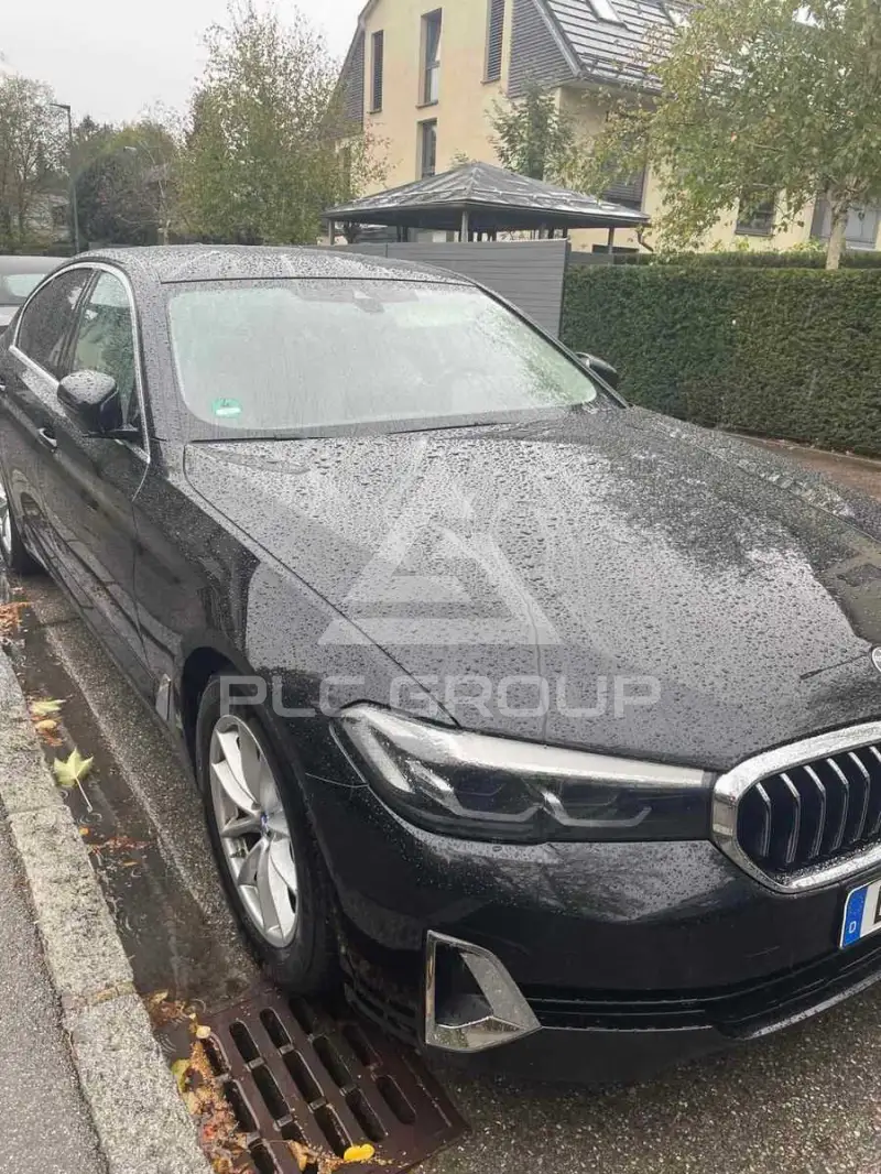 2021 BMW 530