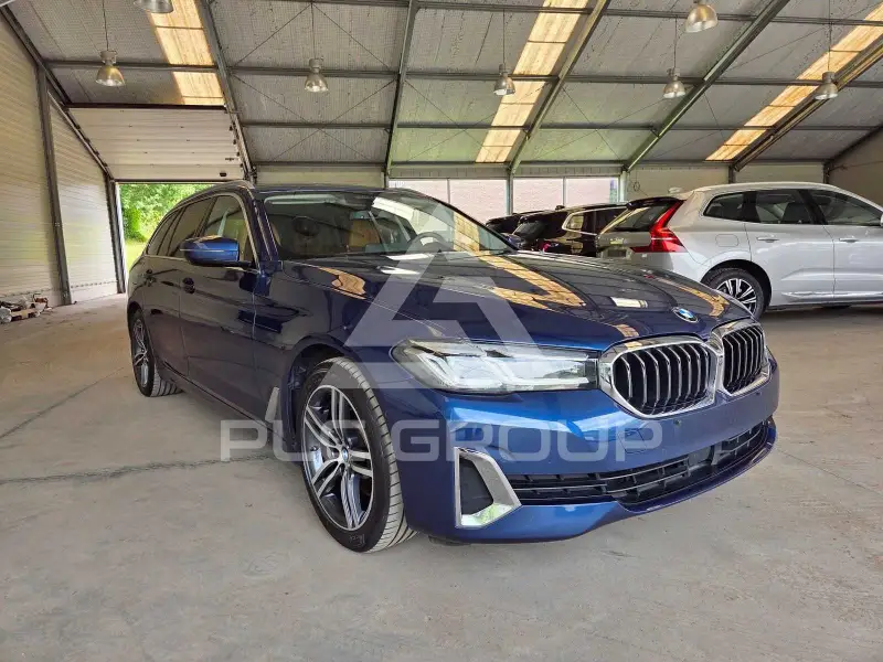 2021 BMW 530