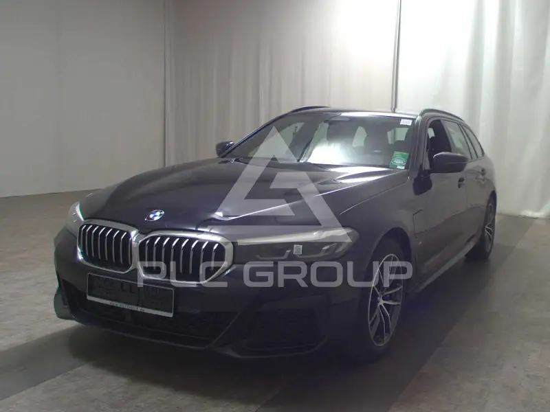 2021 BMW 530