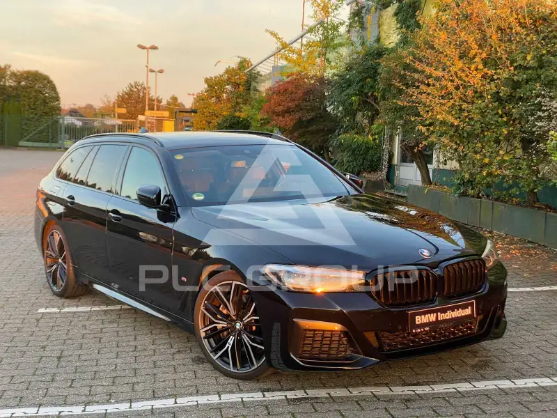 2021 BMW 530