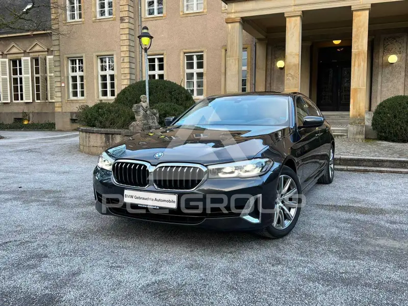 2021 BMW 530