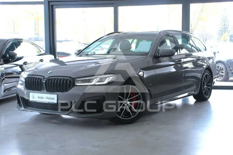 2021 BMW 530